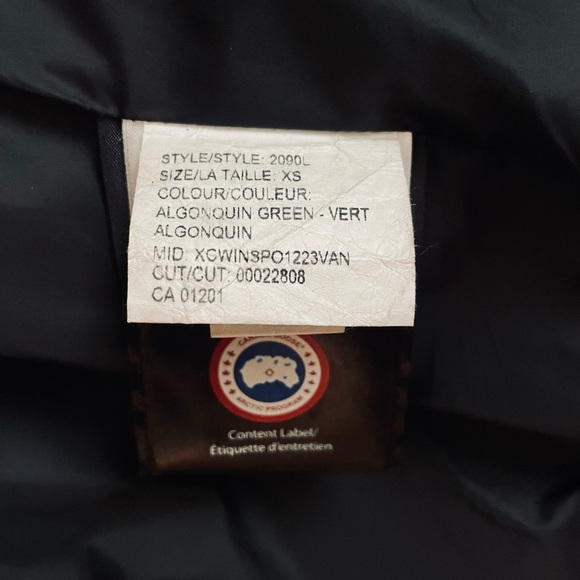 **SOLD** Authentic Canada Goose Lorette Parka - Picture 10 of 12